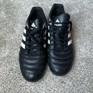 Adidas soccer cleats shoes size 7.5 man